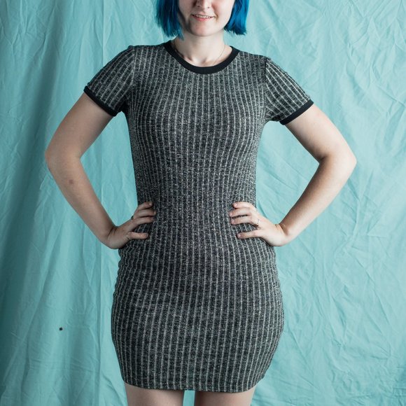 FOREVER 21 | Slub Knit T-Shirt Bodycon Dress - Picture 2 of 3